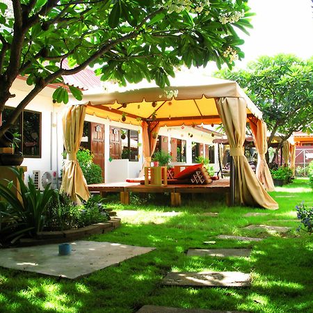 Cshouse Hotell Chiang Mai Exteriör bild