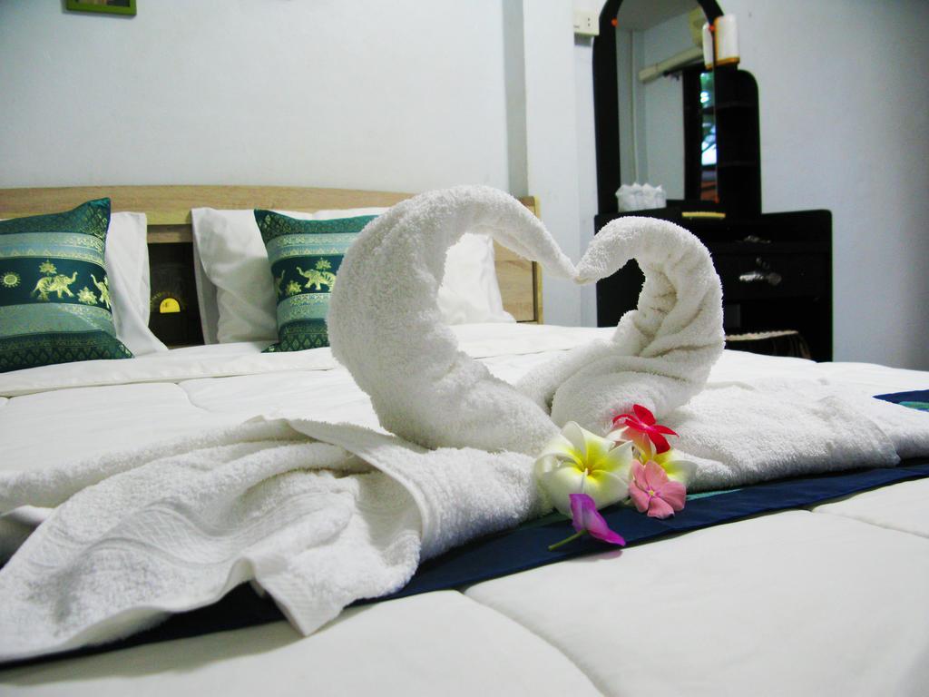 Cshouse Hotell Chiang Mai Exteriör bild