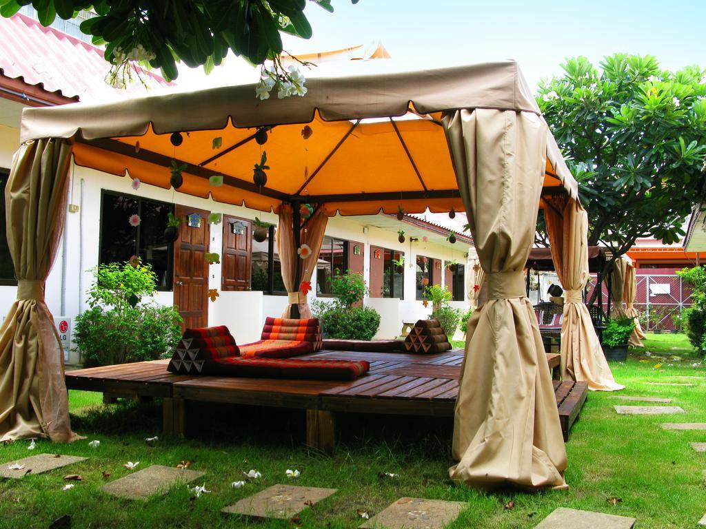 Cshouse Hotell Chiang Mai Exteriör bild