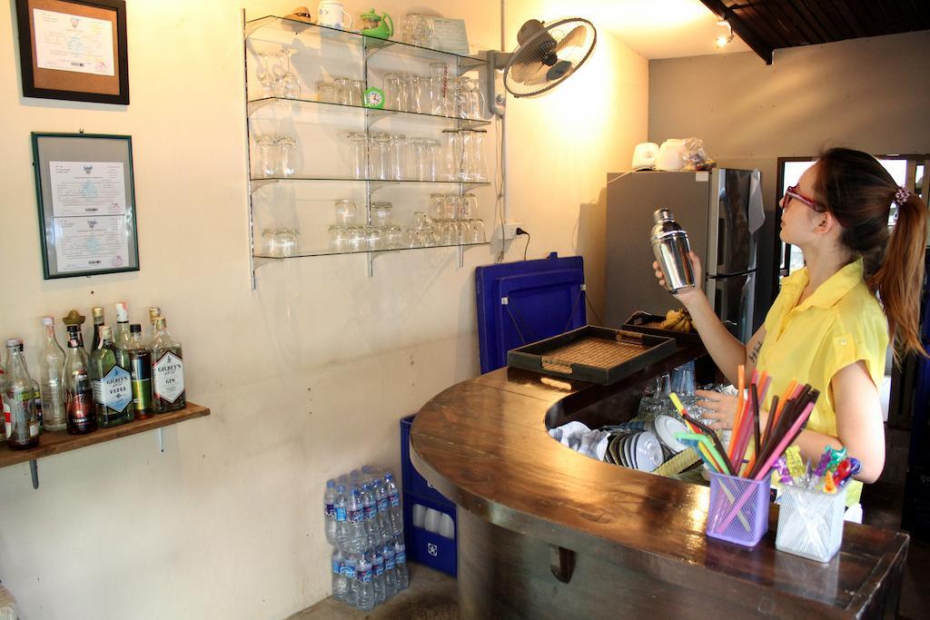 Cshouse Hotell Chiang Mai Exteriör bild